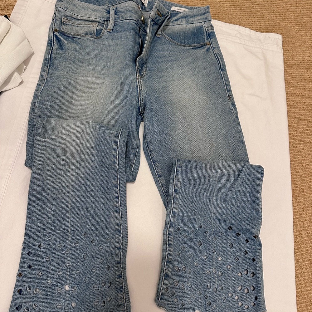 Frame Le Crop mini boot jeans, size 28